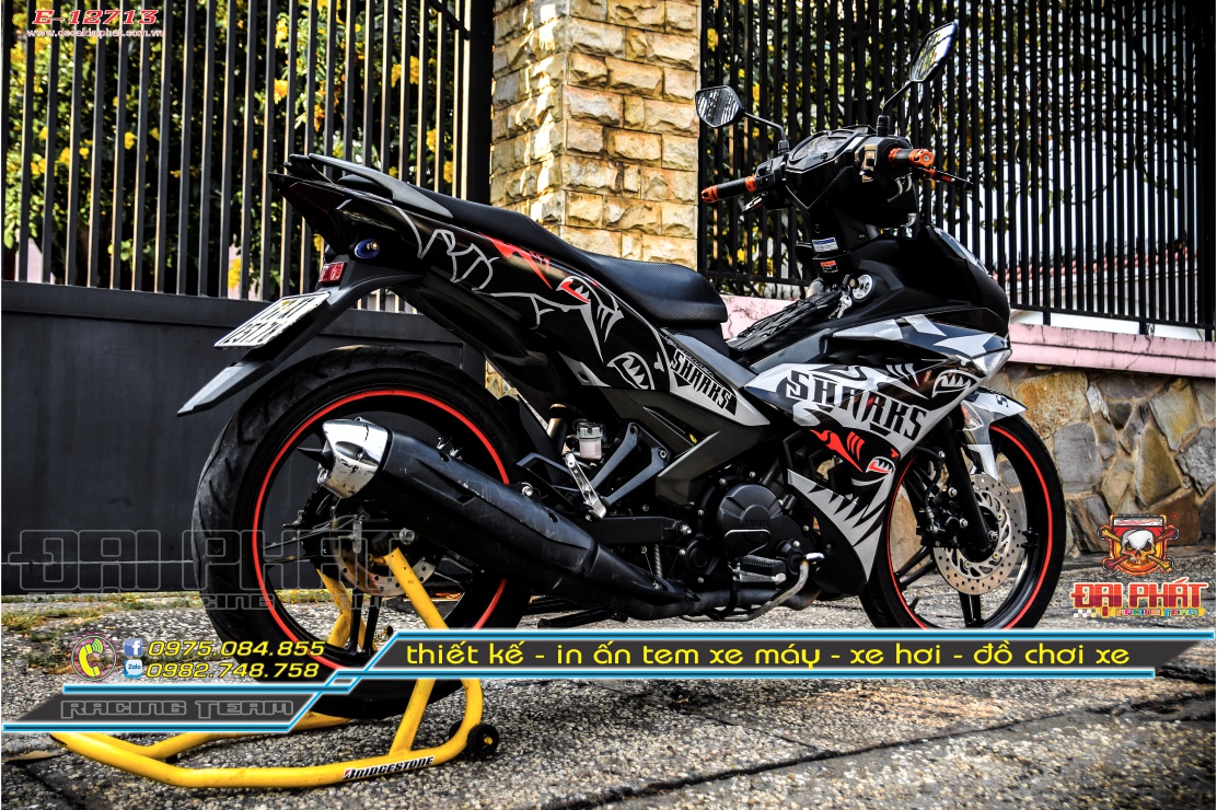 Tem Trùm Exciter 150 Cá Mập Đen Bạc