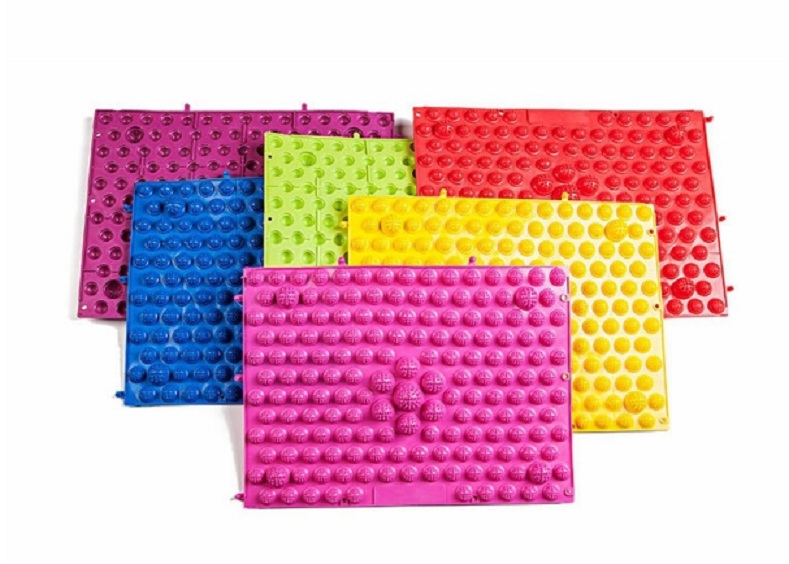Thảm Massage Chân Bằng Nhựa 36x26cm