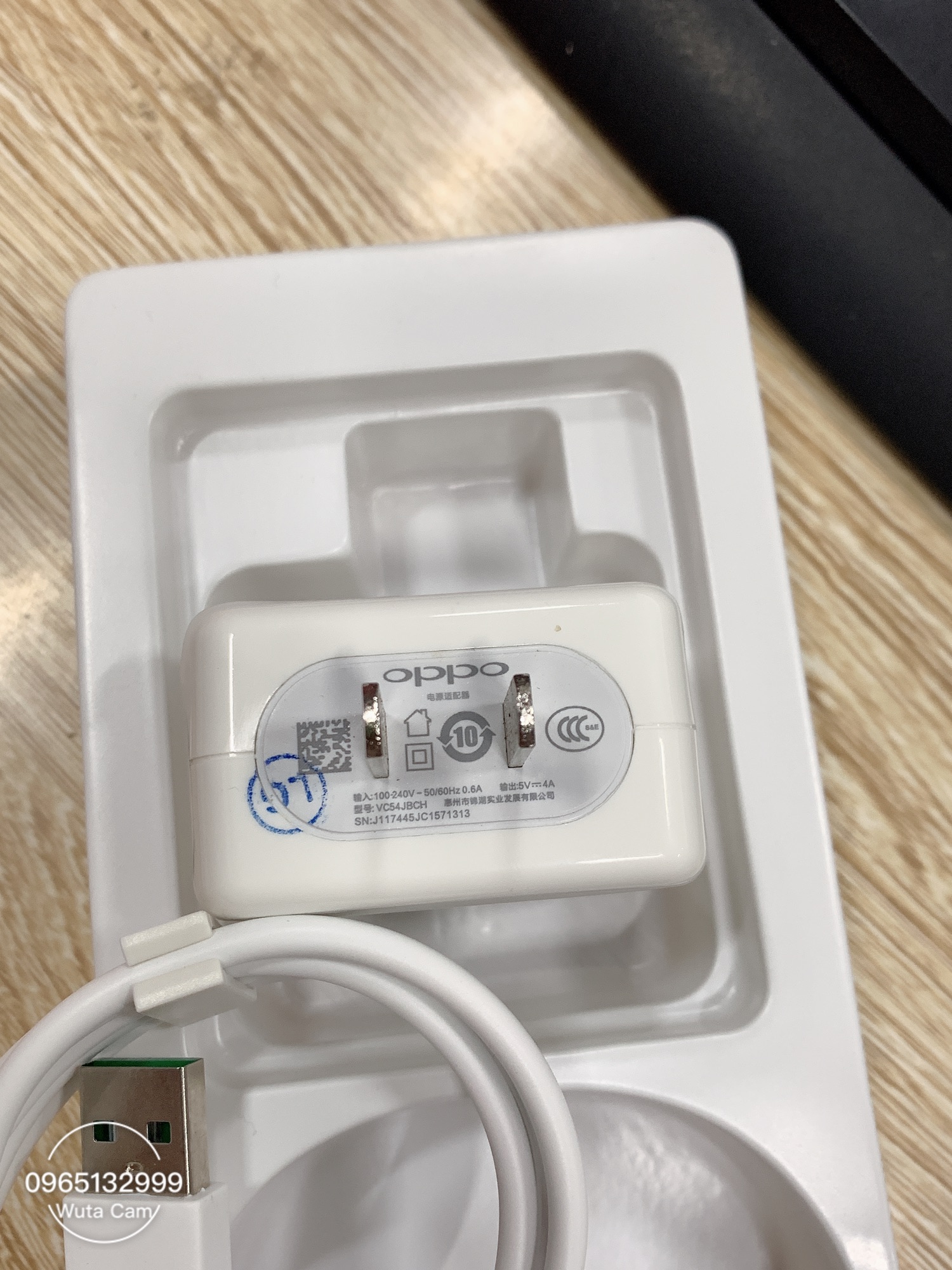 Bộ sạc nhanh oppo realme . Vooc 5V/2A