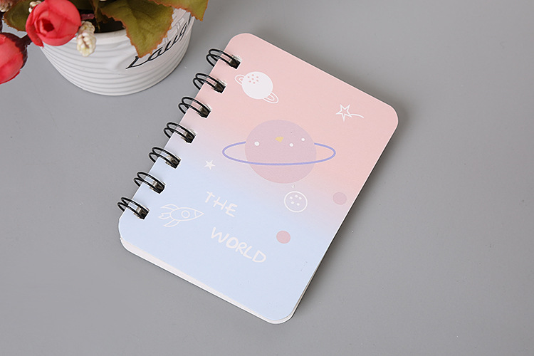 Sổ tay ghi chép mini gáy lò xo A7 hình Vũ Trụ 80 trang dòng kẻ ngang SakuraShop