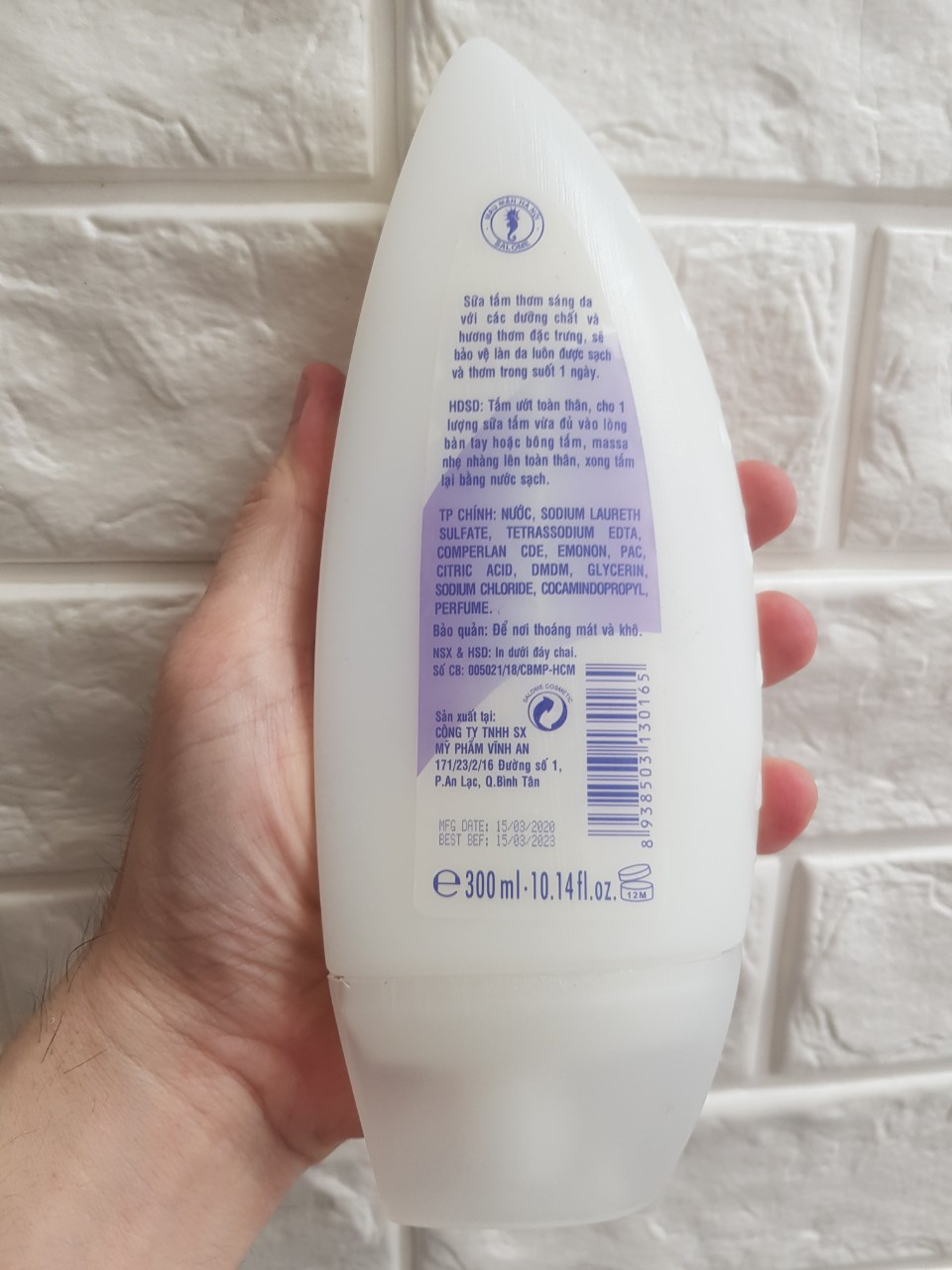 Sữa tắm cá ngựa 300ml