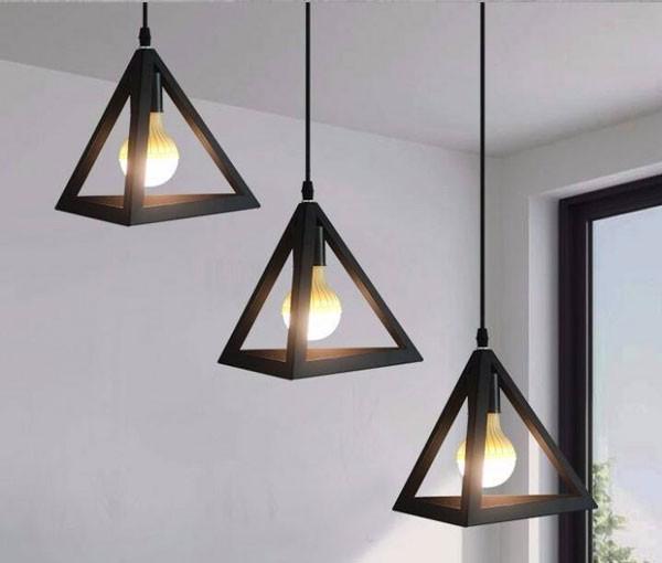 [HCM]ĐÈN THẢ TAM GIÁC bao gồm bóng LED kín nước