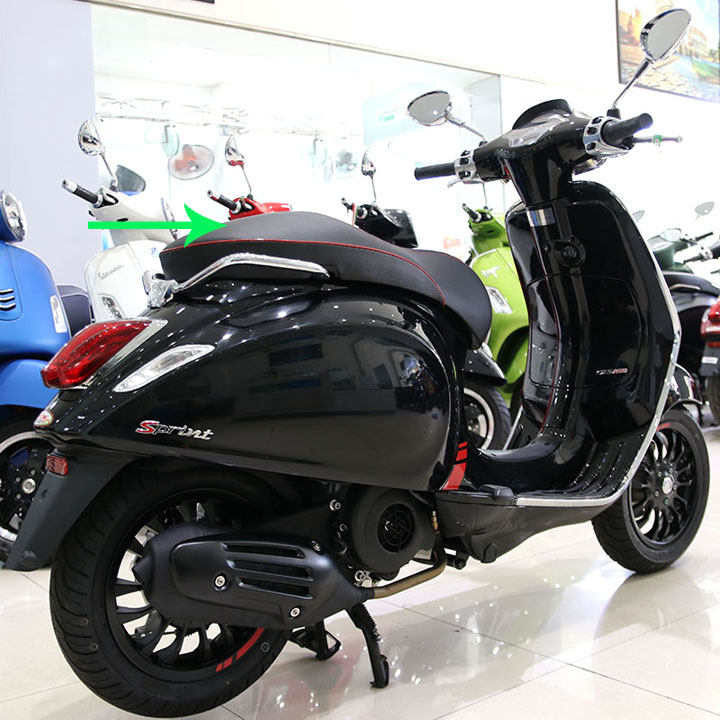 Vỏ yên xe vespa sprint