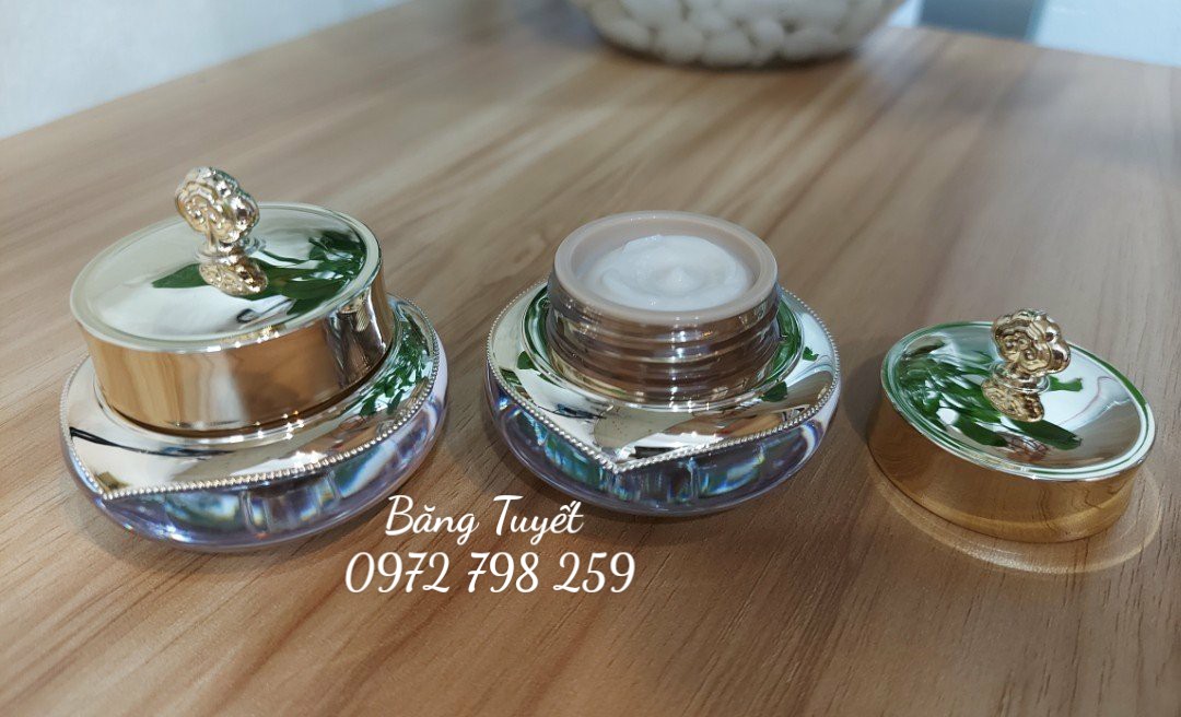 Kem dưỡng tái sinh da Whoo Cheongidan Radiant Regenerating Cream – Set 3 hũ mini 10ml/hộp