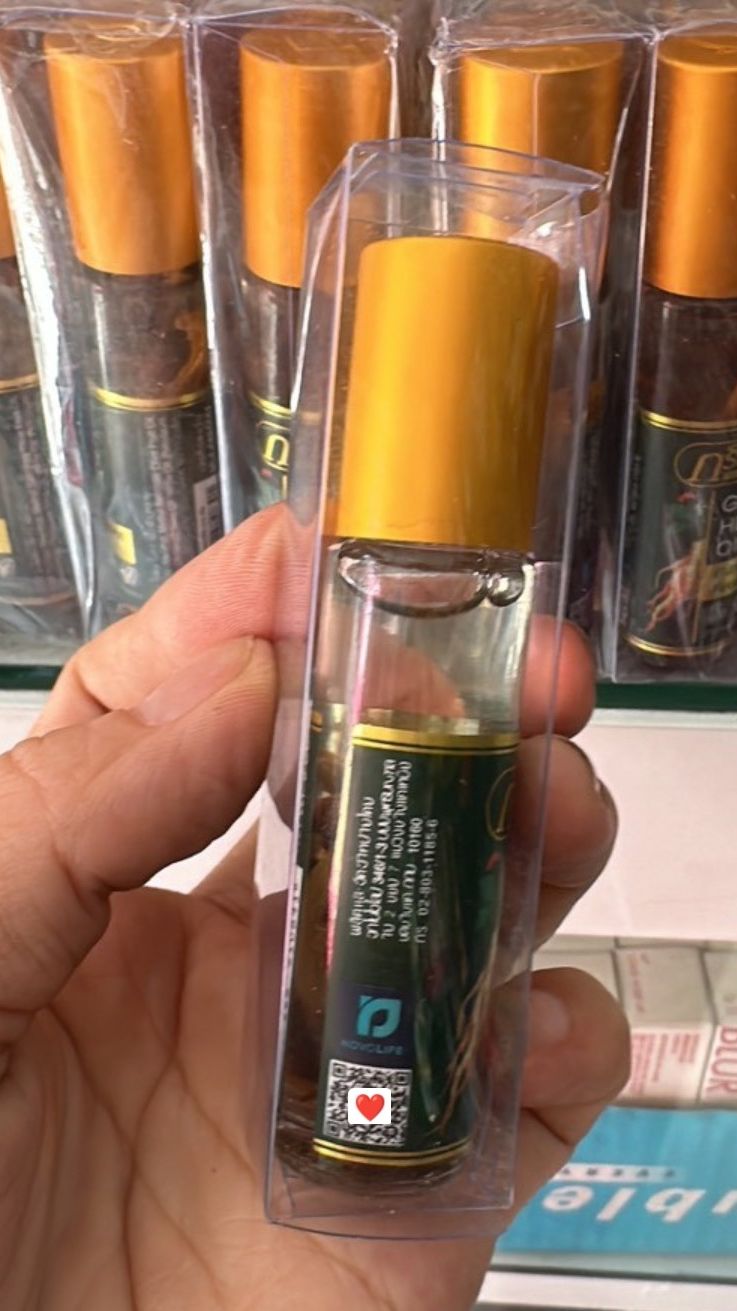Dầu lăn tinh dầu nhân sâm Thái Lan