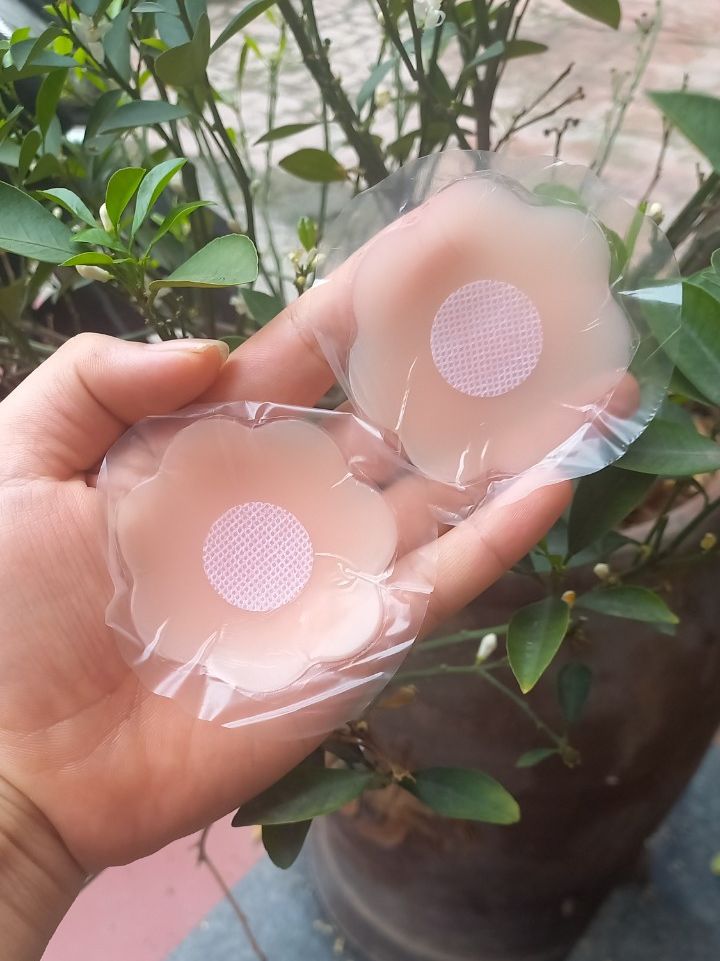 Hộp 60 Miếng Dán Nhũ Hoa , Dán Ngực , Dán Silicon , Dán ti Giấy tiện dụng - Hình hoa