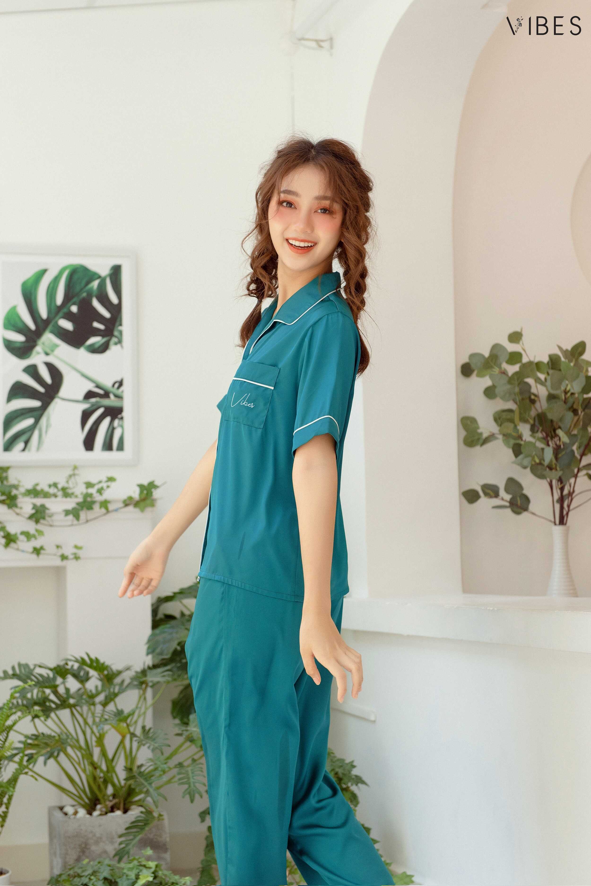 Vibes Plain Silk Long Pajamas Silk Long Py Set