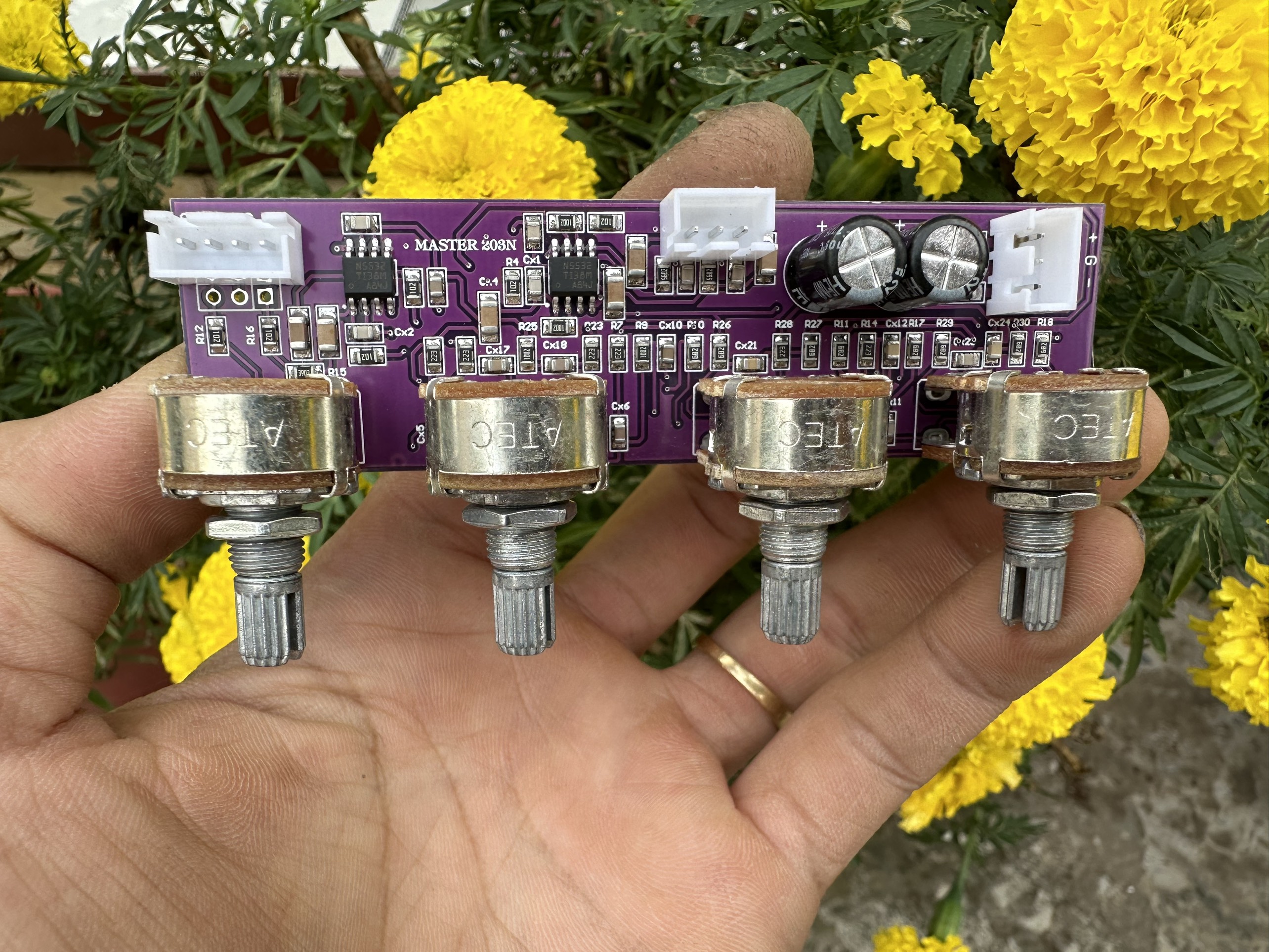 Mạch master mini 203n opam n5532
