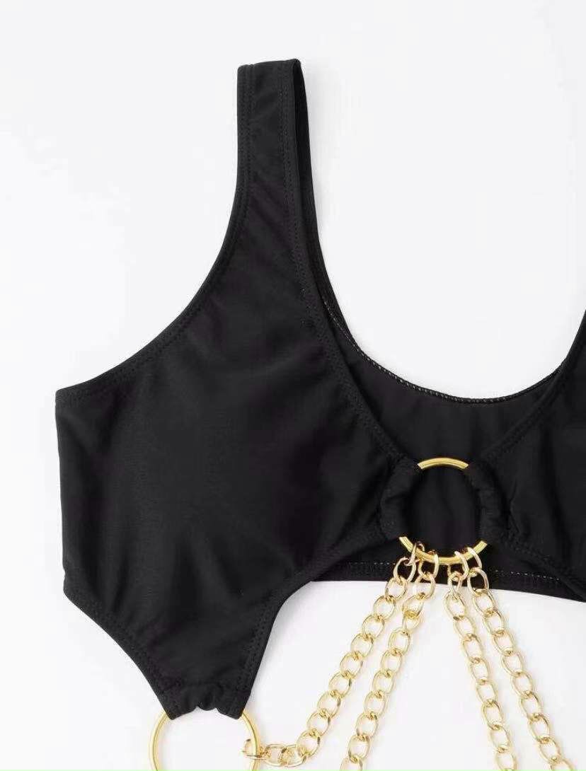 Bikini liền thân phối xích sexy