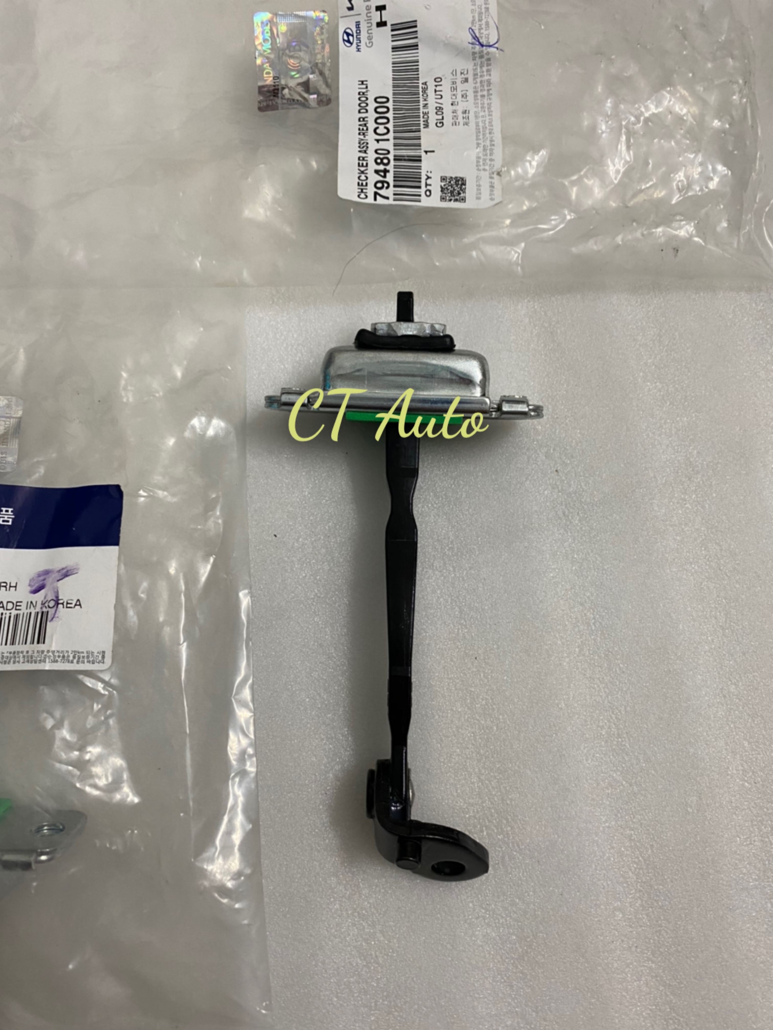 Hạn chế cửa Getz ( thanh hãm cửa,180k/1 cái )