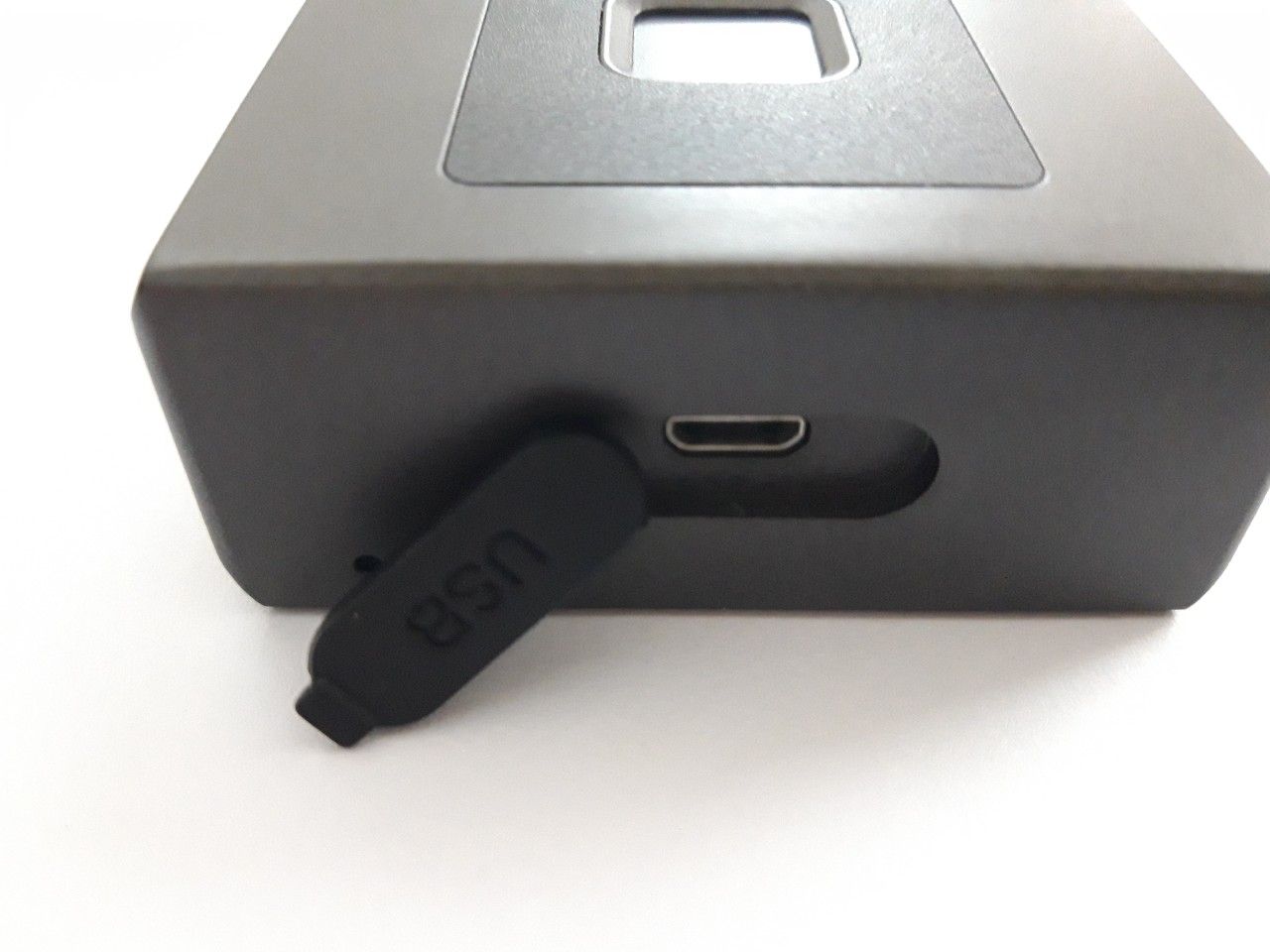 Ổ khóa vân tay bluetooth cao cấp KL20