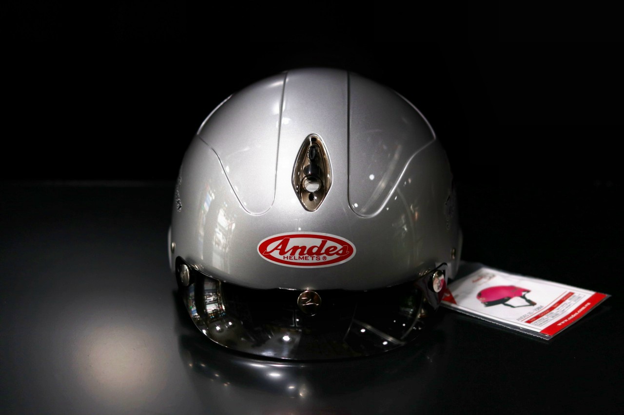 Mũ Bảo Hiểm ANDES 108/Lòng Nón Tháo Giặt  (MÀU BẠC )
