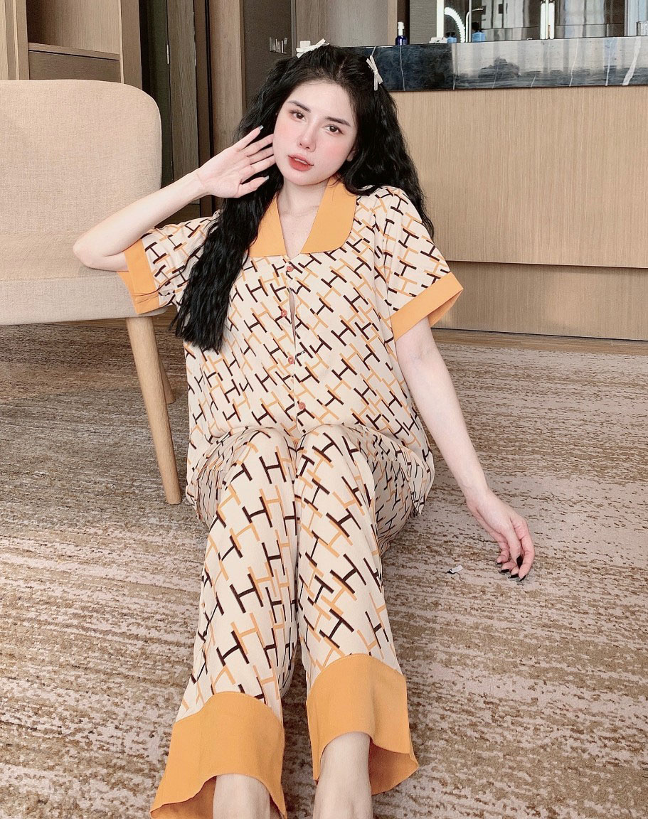 Đồ bộ mặc nhà cổ phối tay ngắn quần dài, pizama nữ lụa mango Nhà Suri