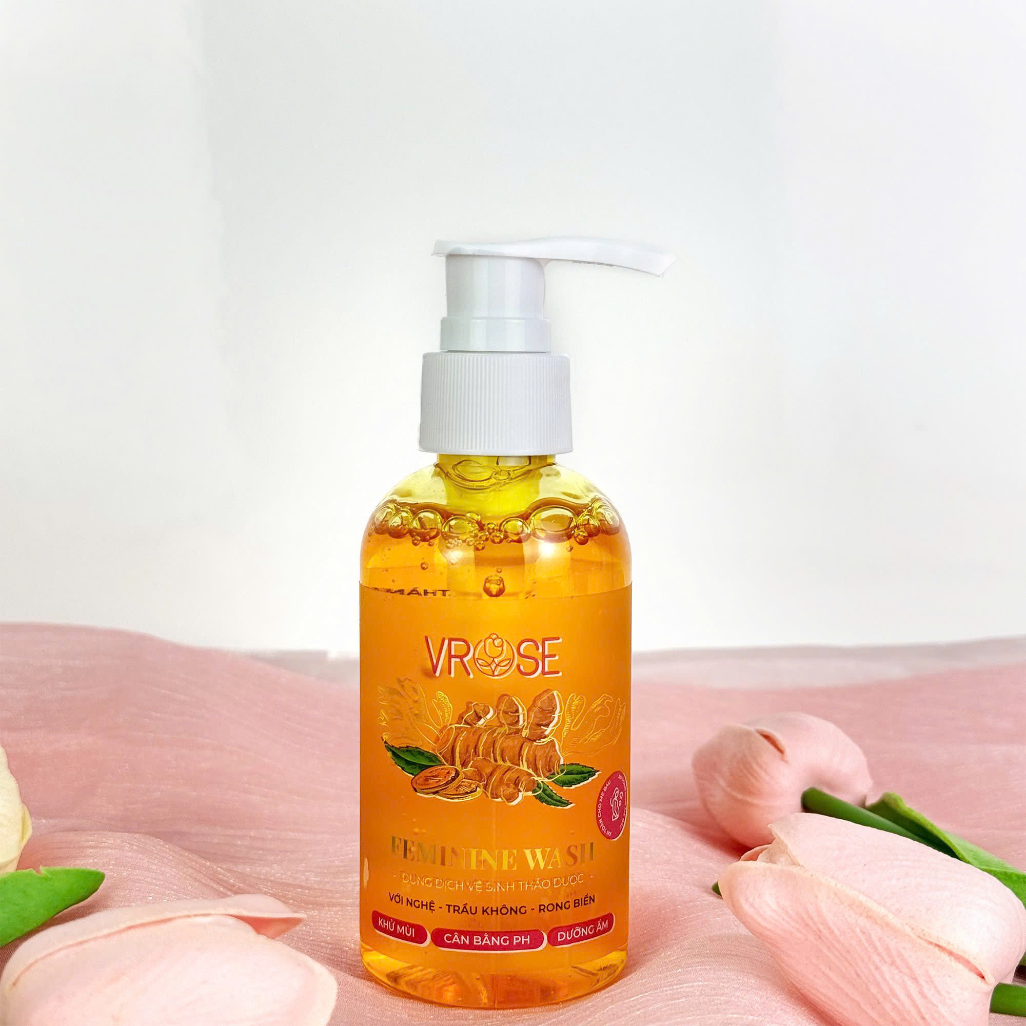 [HCM]Dung dịch vệ sinh phụ nữ nano nghệ Vrose