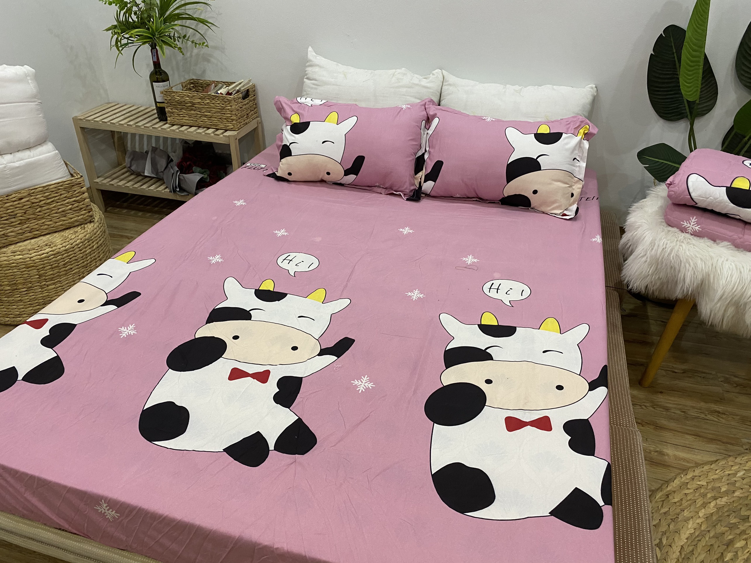 Set Ga Gối Mẫu Bò Sữa Hồng CHM29