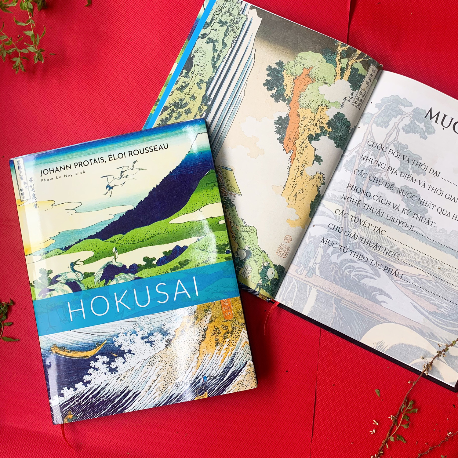 Sách - Larousse: Hokusai