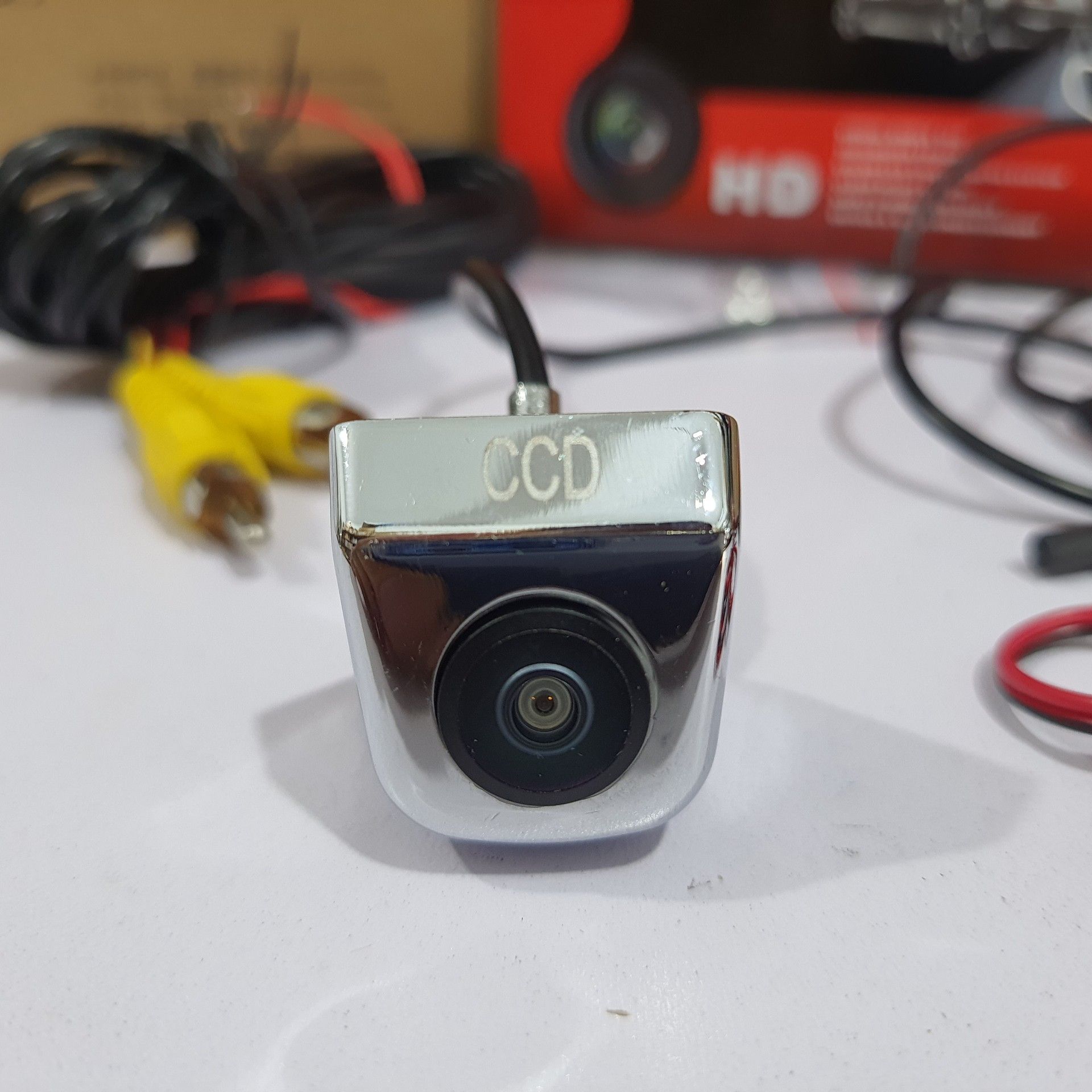 Camera Lùi HD (CCD/ NTSC) Ống Kính Mắt Góc Siêu Rộng 170 độ, Vỏ Inox Chống Nước Cao - Camera De chân bướm/ chân bắt ốc cho ô tô