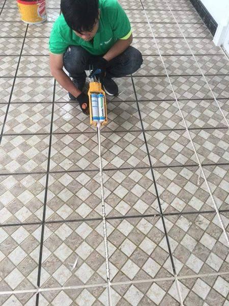 Dụng cụ vệ sinh mạch gạch