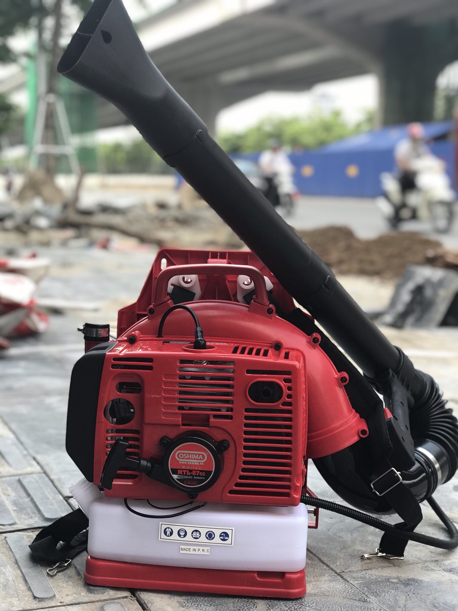 Máy thổi lá oshima mtl-57cc
