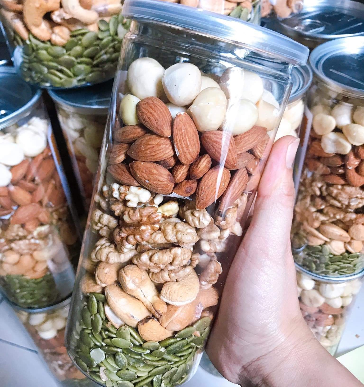 Hạt mix còn sống làm sữa,làm bánh (Óc chó + Macca + Hạnh nhân + Điều +  Hướng dương + Bí) 500Gr | Lazada.vn