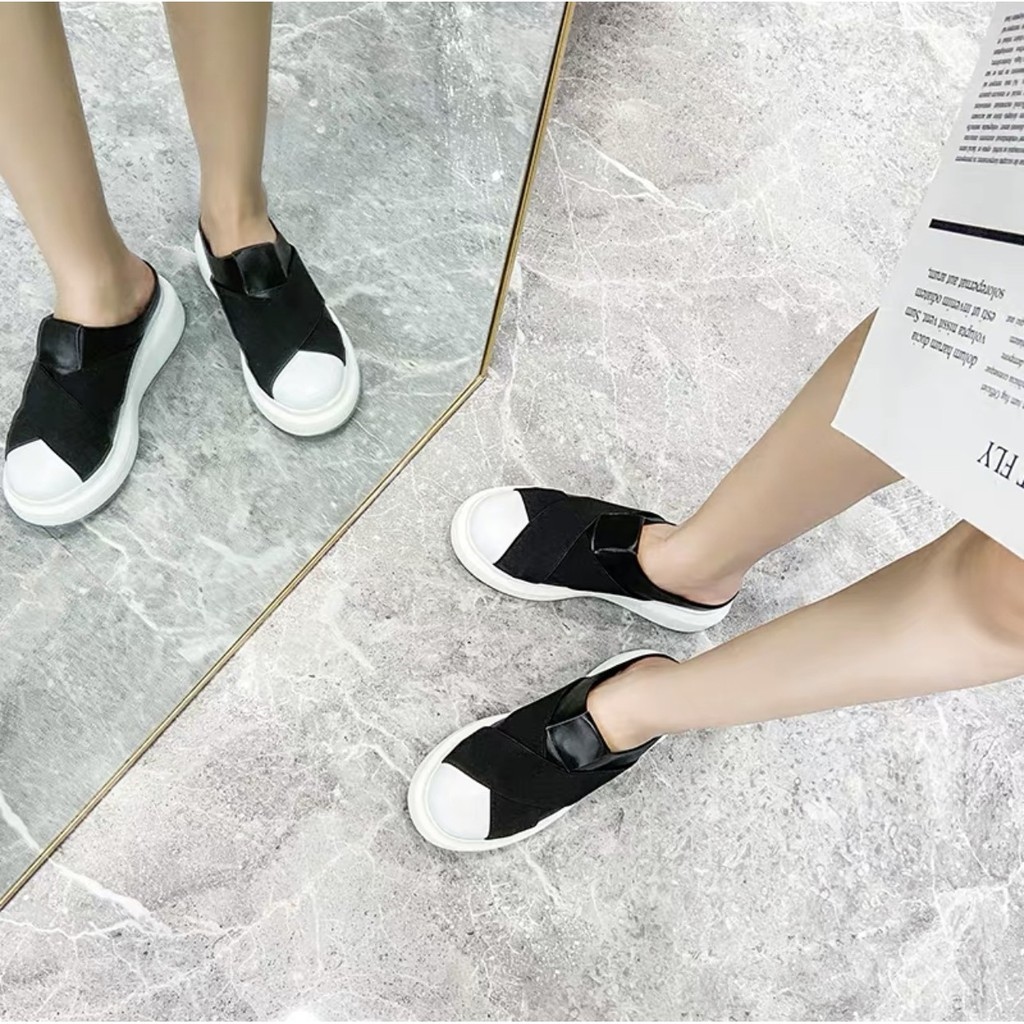 giày nữsuc nữ vá trắng kiểu dáng siêu hót