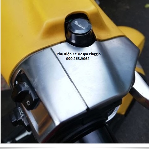 Ốc Chân Gương Vespa Honda