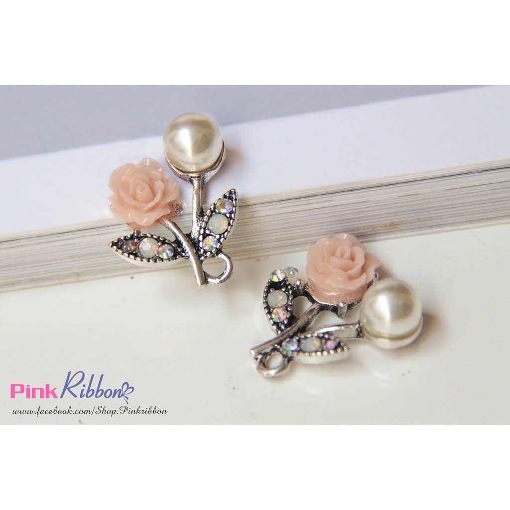 Thanh lý Charm đính đá và hoa hồng