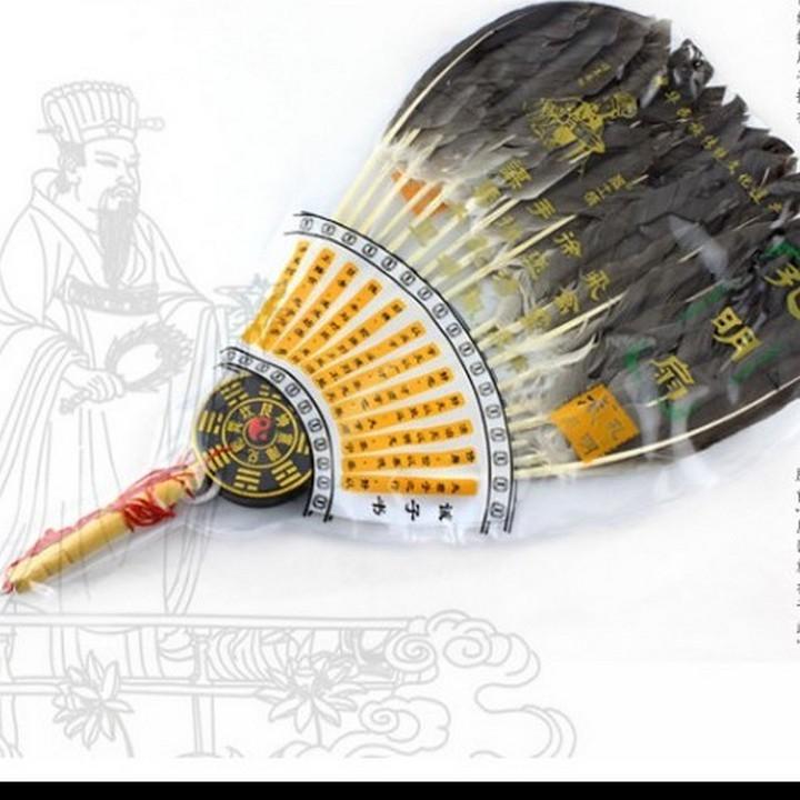 Quạt ba tiêu quạt gia cát lượng Quạt lông vũ lông công cầm tay phong cách cổ trang Trung quốc cổ đại