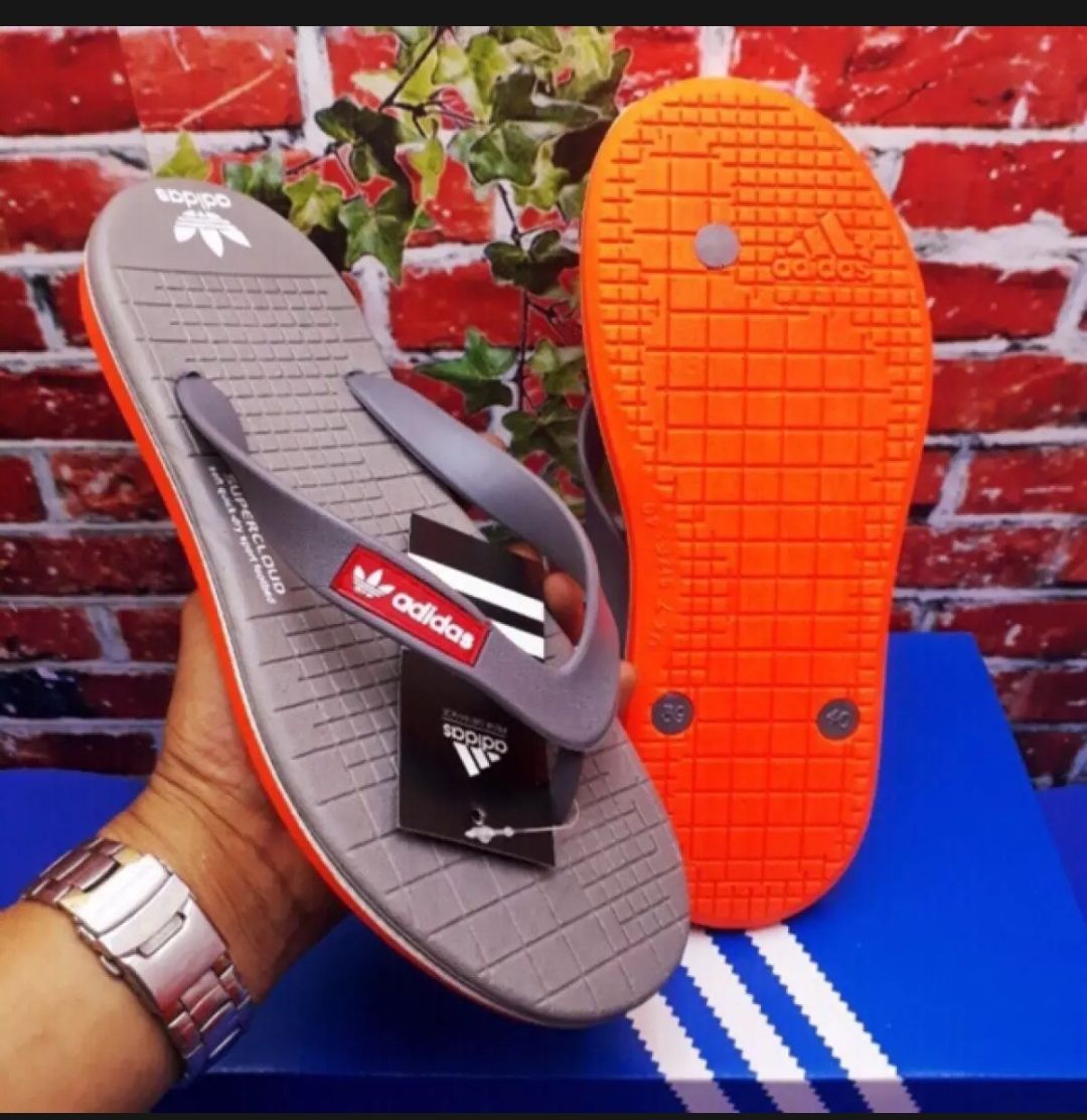 Dép kẹp Adidas đế đúc