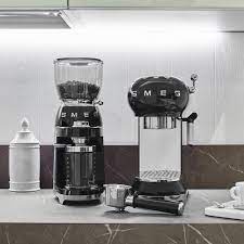 Smeg cgf01 coffee grinder