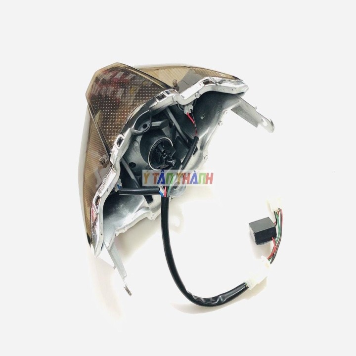 đèn hậu exciter 2011 nakasone