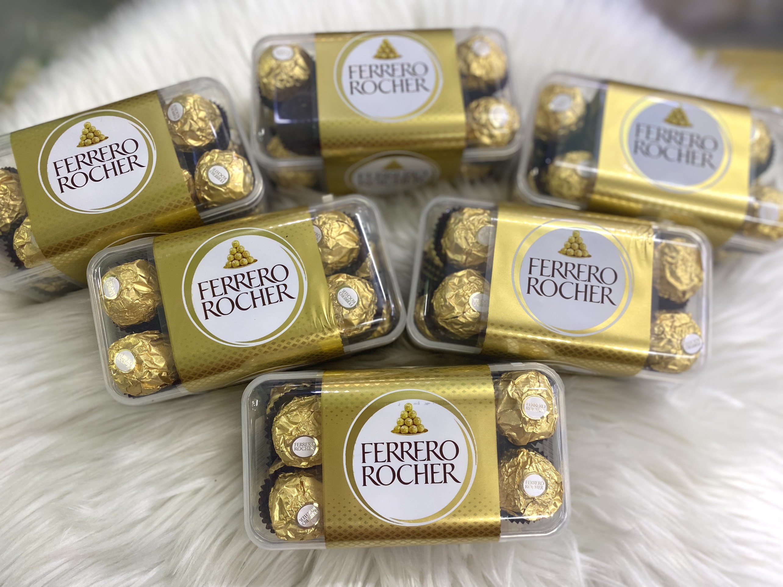 CHOCOLATE FERRERO ROCHER (HỘP 16V)