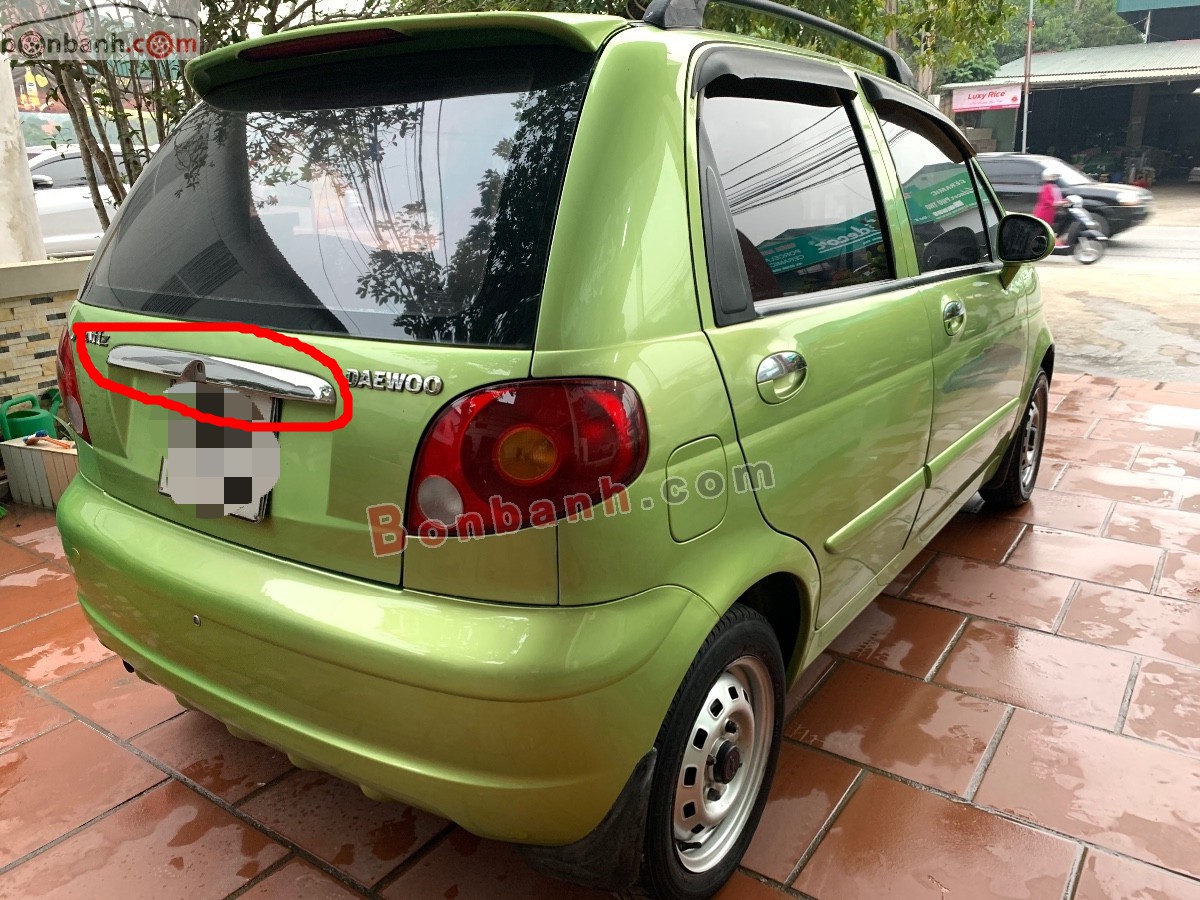 Ốp đèn soi biển số Daewoo Matiz/Chery QQ3