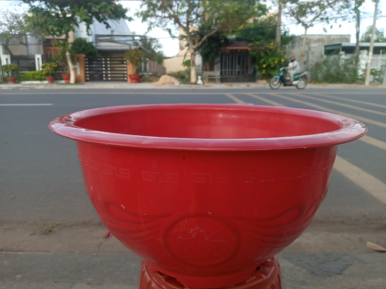 Chậu Nhựa Đỏ Trồng Cây T43