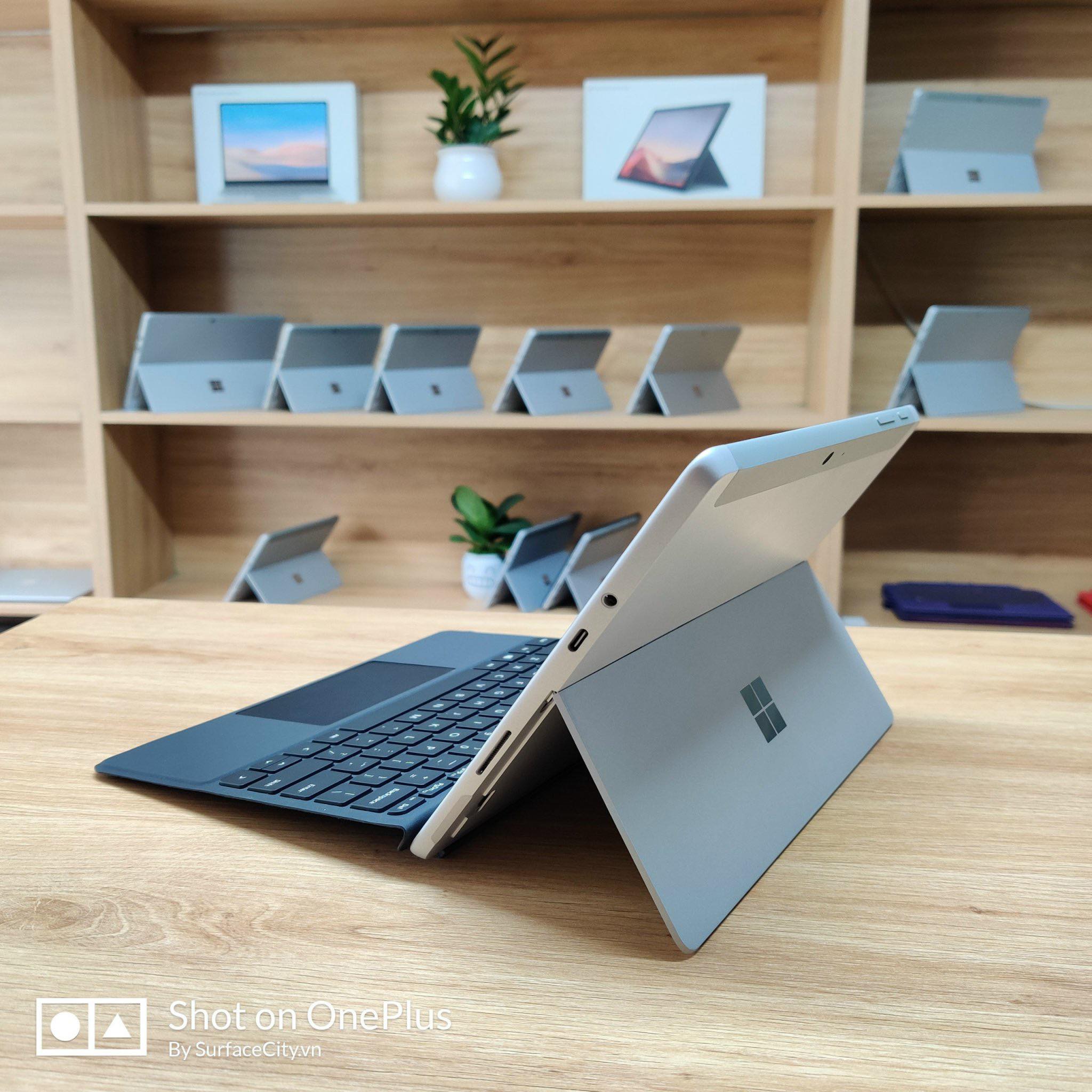 Surfacecity || Microsoft Surface Go Intel 4415Y/8GB/128GB (Likenew 99%)