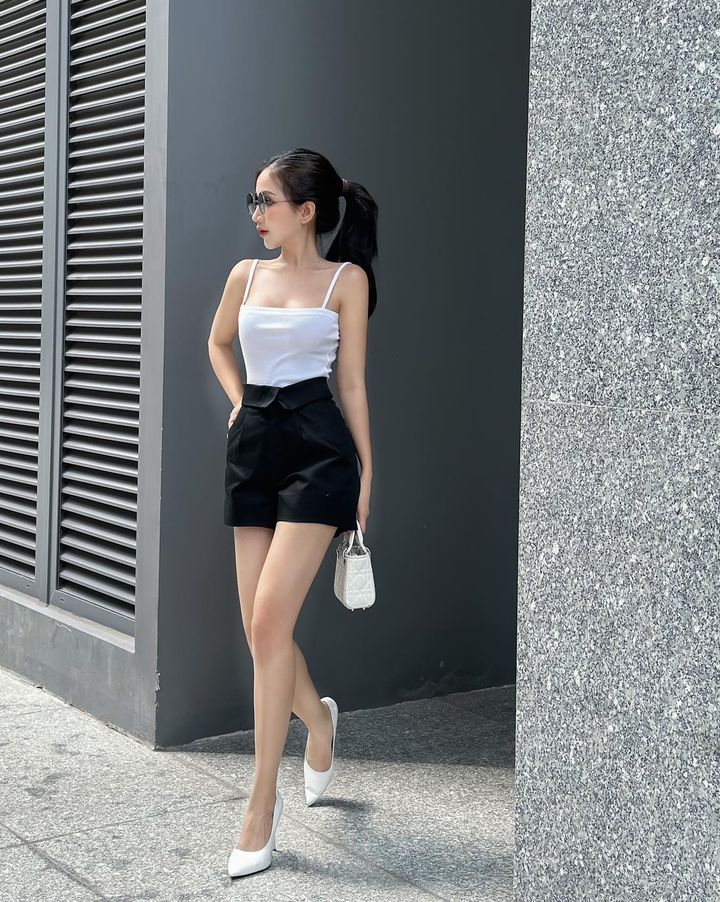 Quần Short nữ "BETTER SHORT " của Ellyclothing