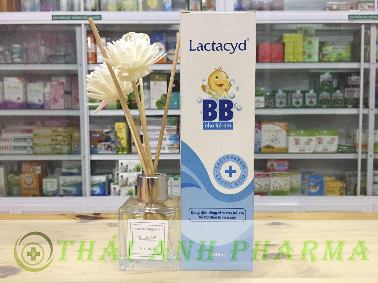 SỮA TẮM LACTACYD BB