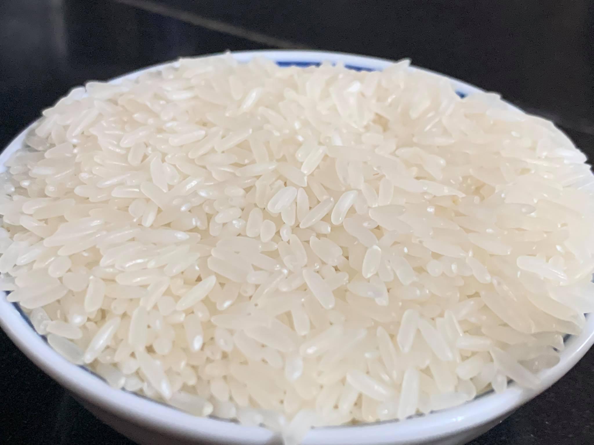 1kg gạo quê cam kết hàng chất lượng