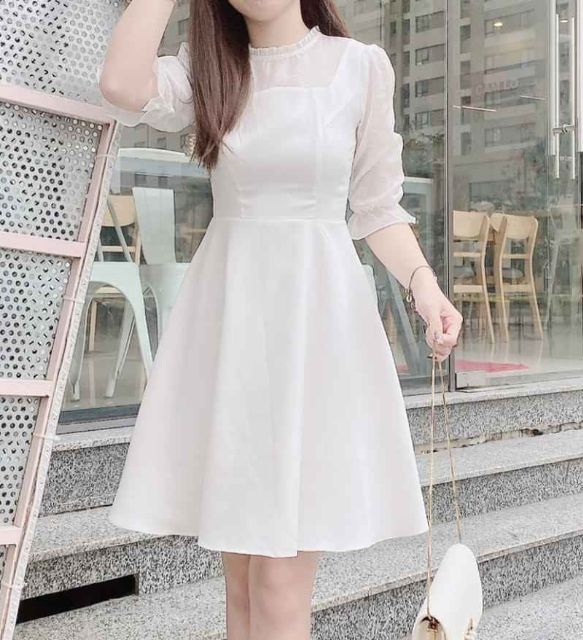 Đầm trắng voan xòe dịu dàng nữ tính