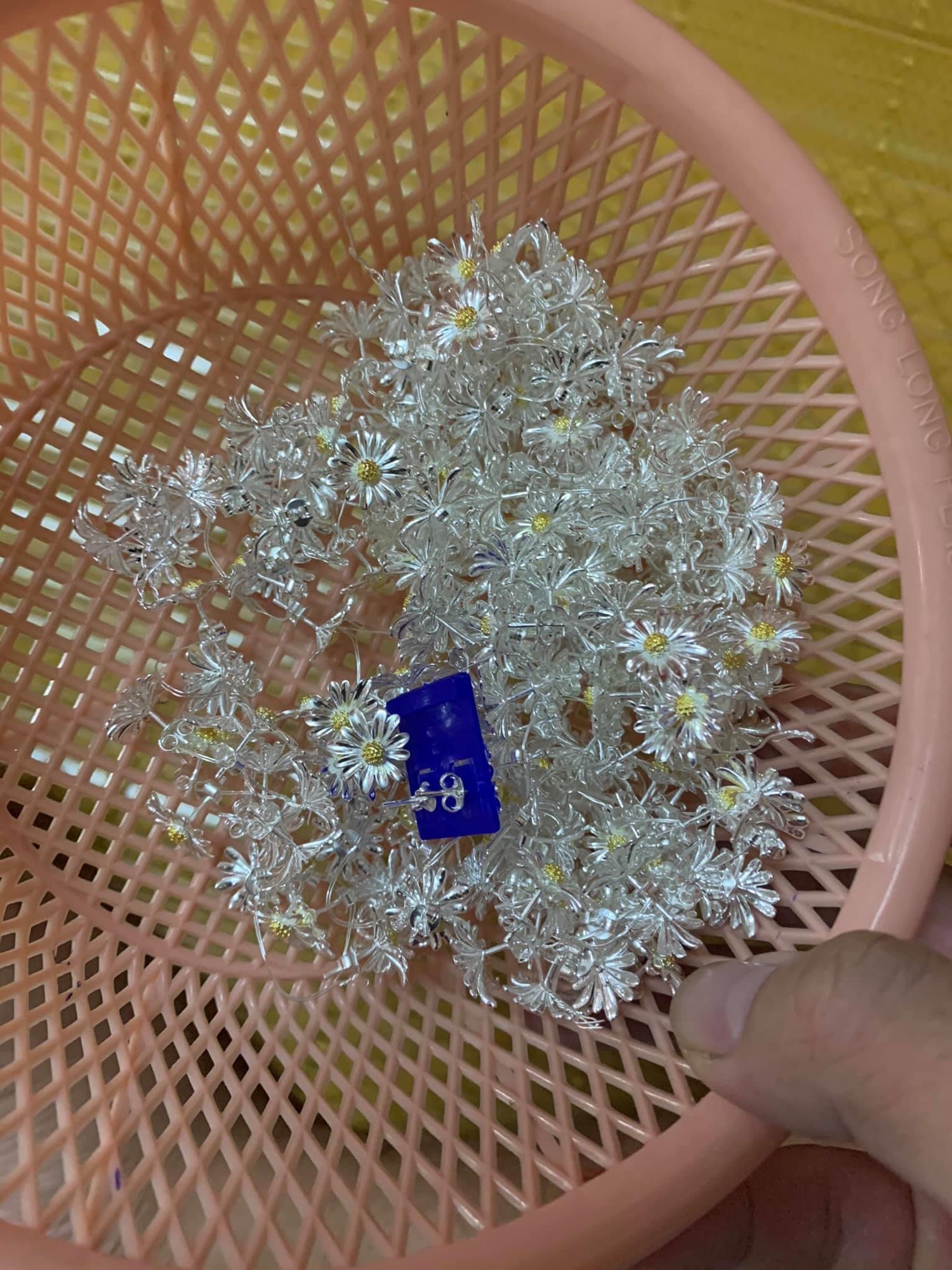 Bông Tai Bạc Nữ Cúc Khuyết Hottrend CPJ085