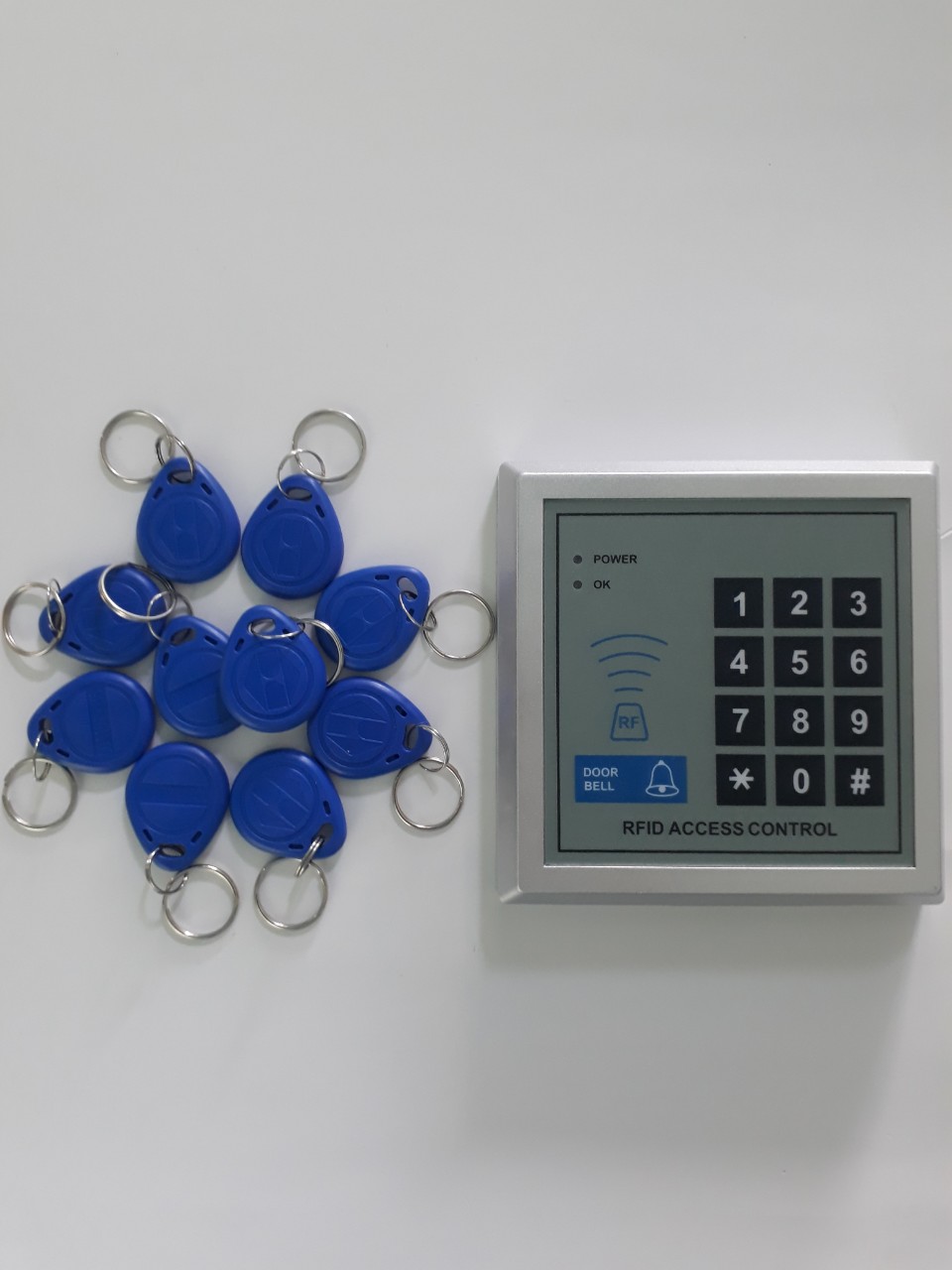 Đầu đọc thẻ từ RFID và bàn phím số tần số + 10 thẻ từ