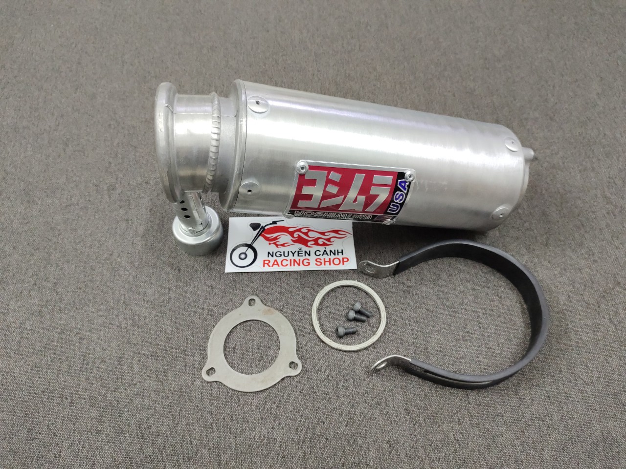 lon pô CB 400 yoshimura chất liệu nhôm