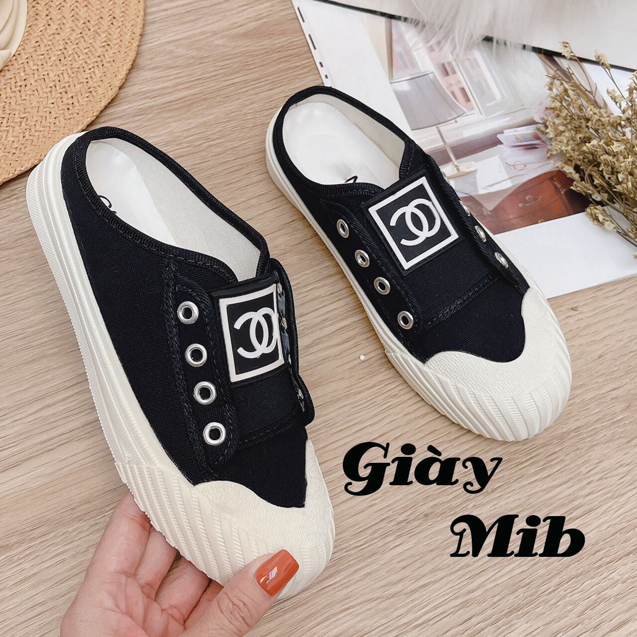 Giày Sụ thể Thao Đạp Gót Nữ Không Dây Channneell