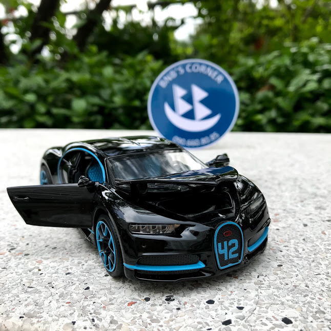[BNB's Corner] Xe mô hình Bugatti Chiron tỷ lệ 1:32 màu đen