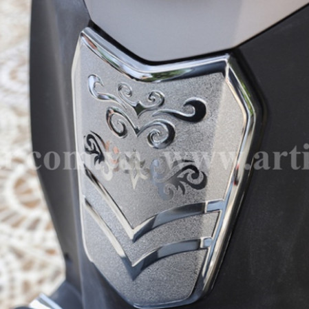 [Lead 2022-2024] Lead 2022-2024 Decorative Cover with Artistar Chrome Plating