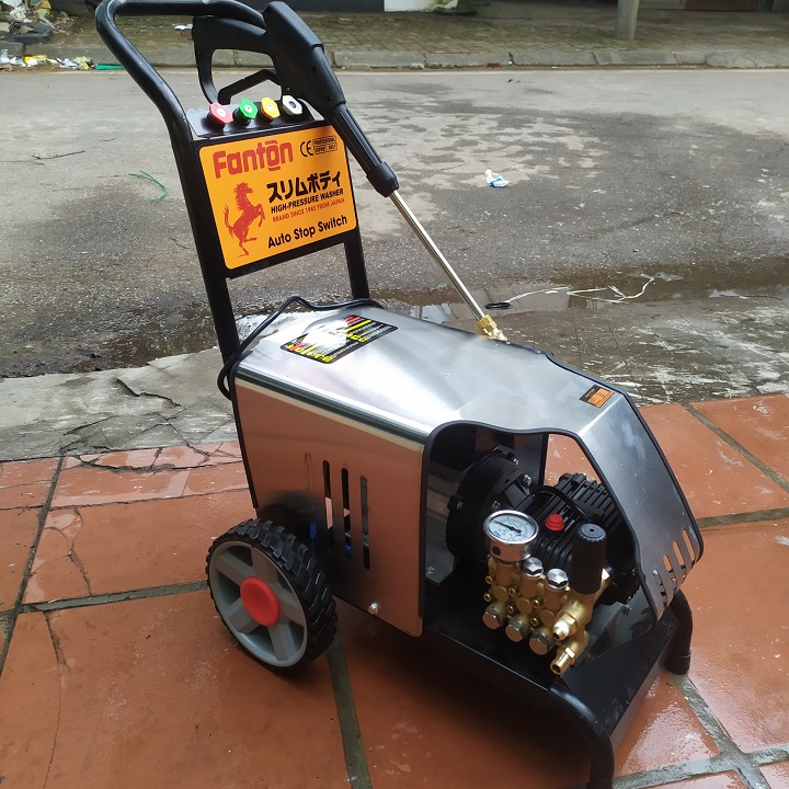 Máy Rửa Xe Cao Áp 2.2Kw Fanton FT 2200A
