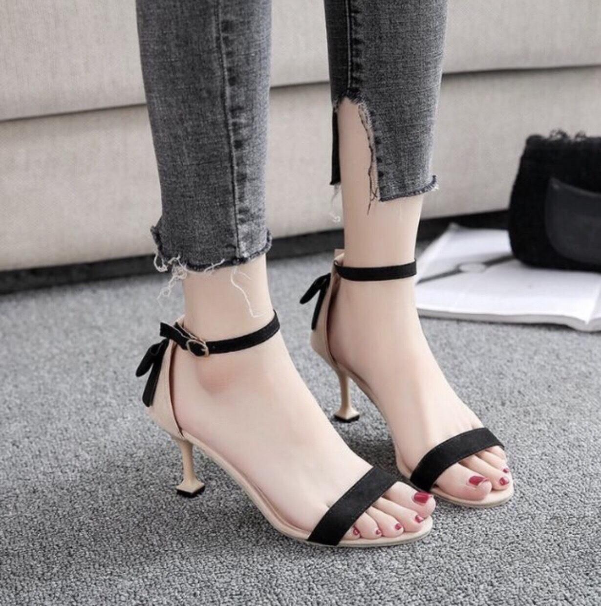 Giày Cao Gót 7p Quai Mãnh Gót Gắn Nơ