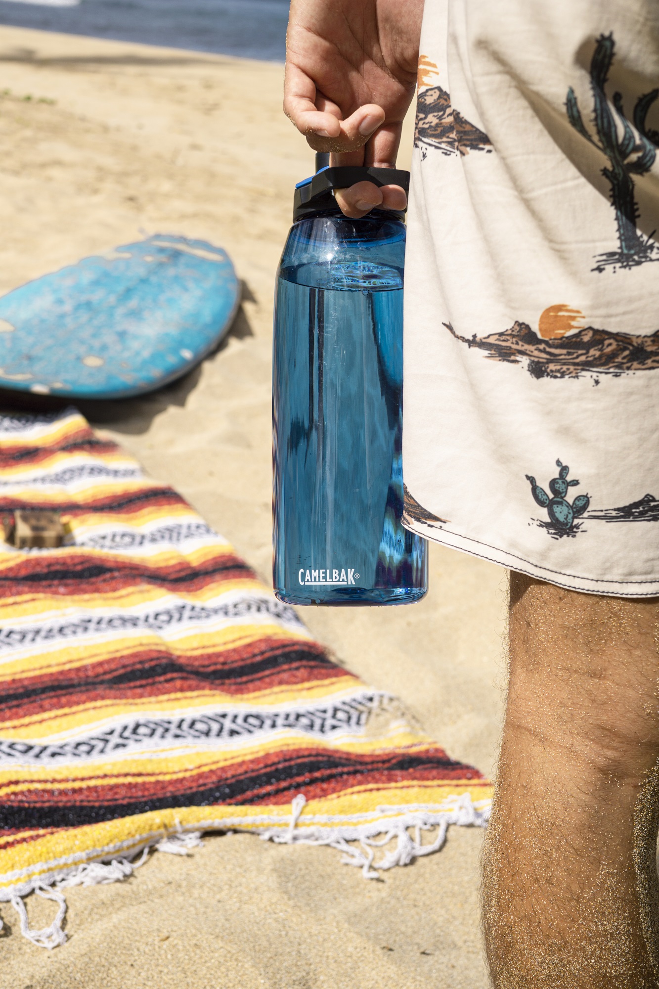 BÌNH NƯỚC THỂ THAO CAMELBAK CHUTE MAG 750ml