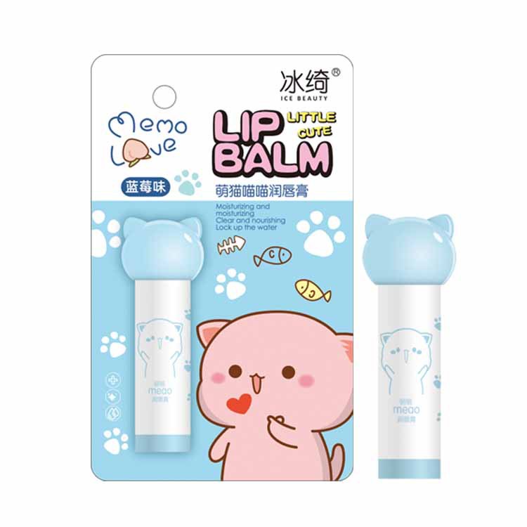 Fruit extract non-dry lip moisturizer