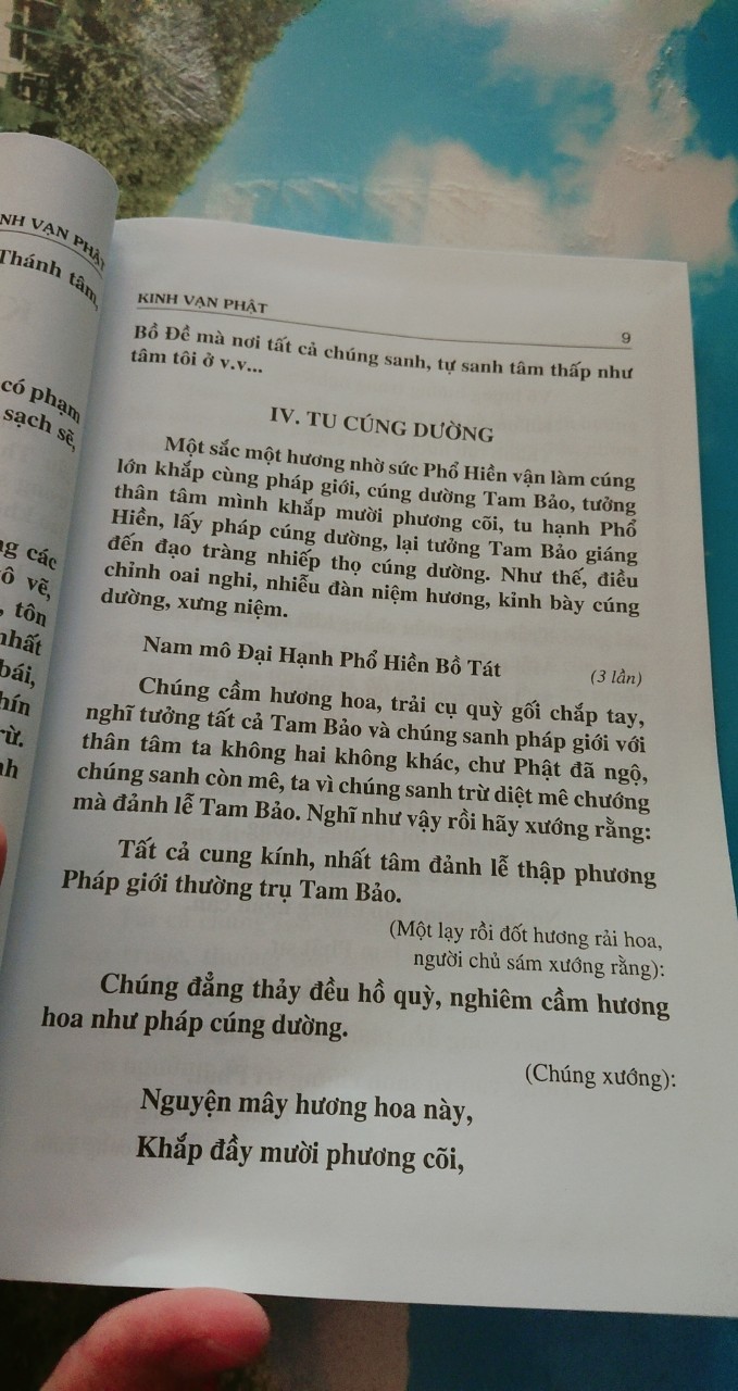 Cực chạy, KINH VẠN PHẬT - BÌA DA: HT Thích Thiện Chơn